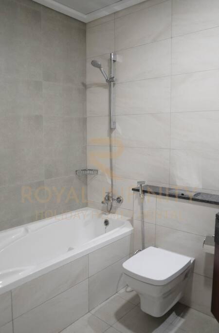 Furnished 1bedroom Equipped Kitchen Near Airport & Metro Idea For Family And Business * دبي