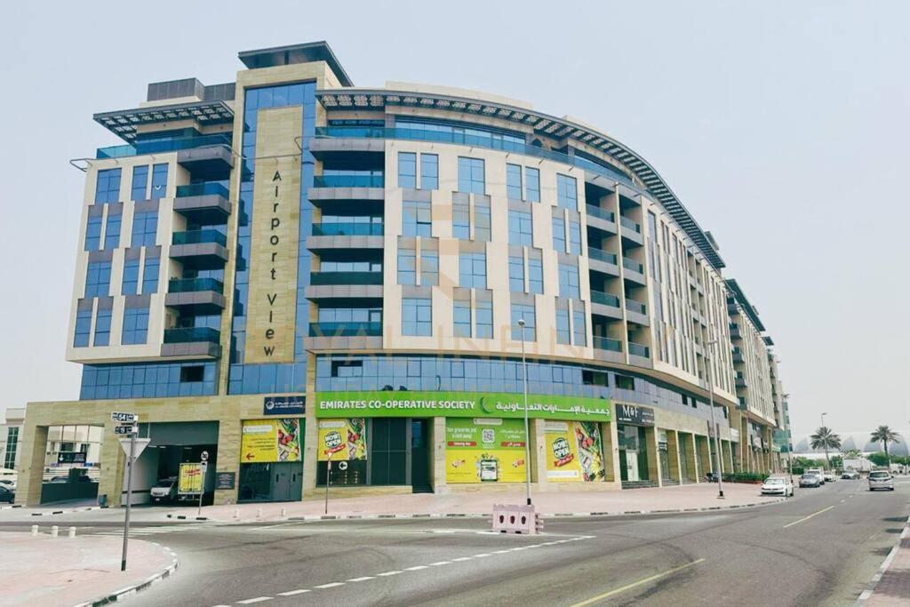 Furnished 1bedroom Equipped Kitchen Near Airport & Metro Idea For Family And Business شقة دبي